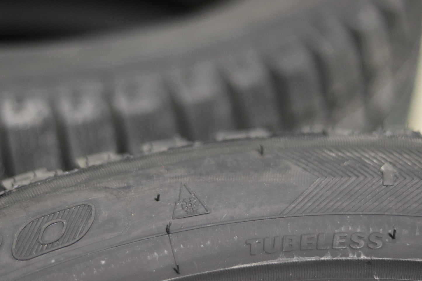 ANTARES GRIP 20 - STREET - WINTER